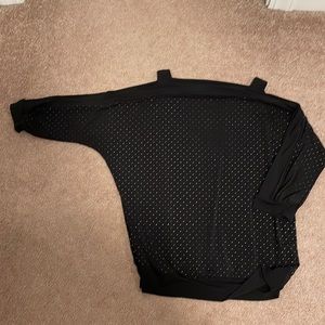 Women’s Travelers Collection by Chico Black peekaboo sleeve